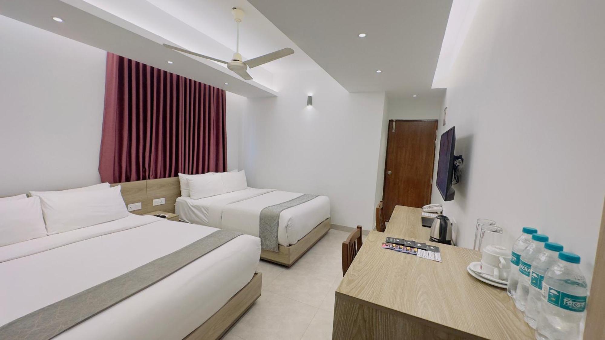 Priyo Nibash Stylish Residential Hotel 达卡 外观 照片